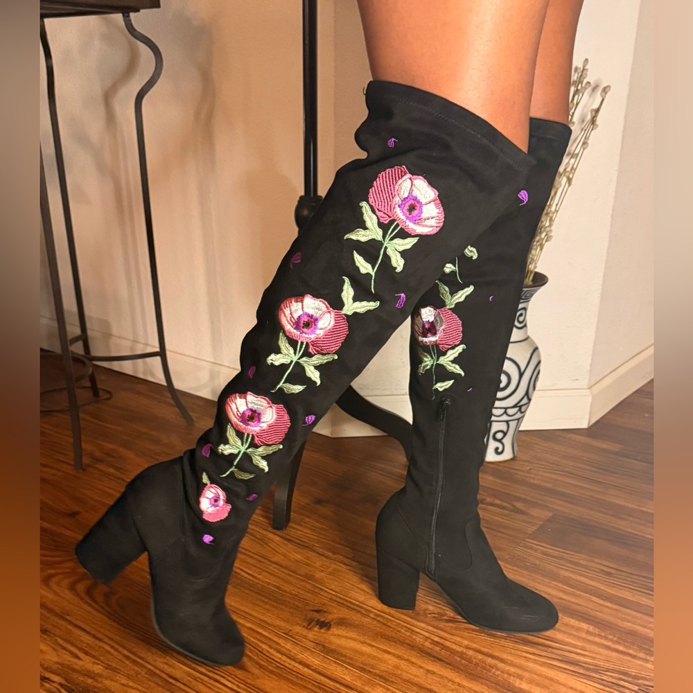 Carlos by Carlos Santana Black Faux Suede Over Knee Boots Embroidery - Picture 2 of 8